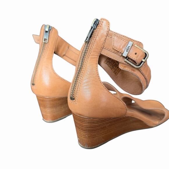 UGG 10 Char Ankle Strap Wedge Sandals Brown Leather Open Toe Comfort - Picture 8 of 10